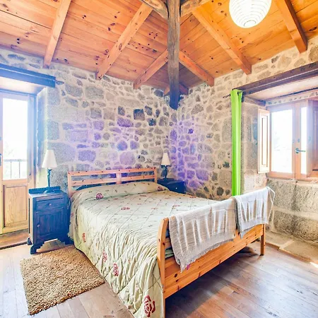 In Castrotane With Terrace * Castillon (Galicia)