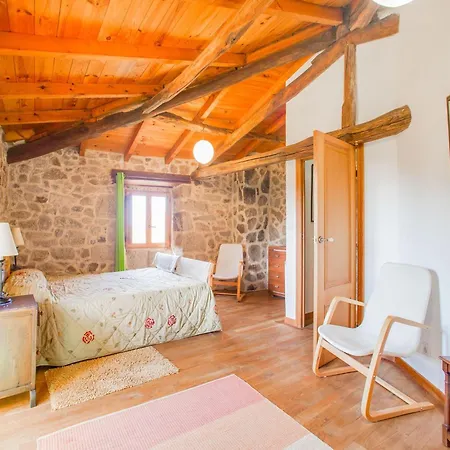 In Castrotane With Terrace * Castillon (Galicia)