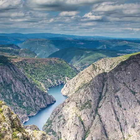 Vakantiehuis In Castrotane With Terrace Castillon (Galicia)